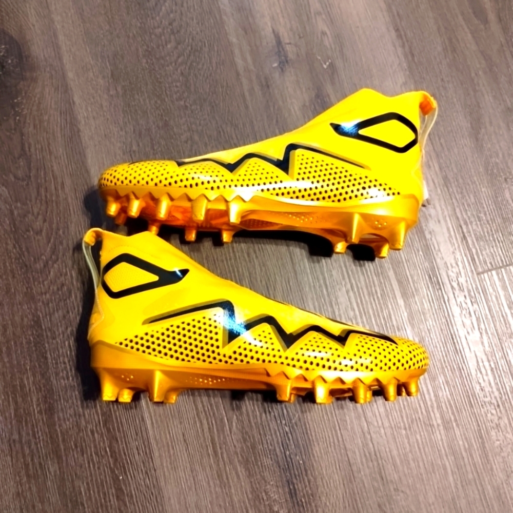 Sz 12 Adidas Primeknit Freak Ultra 22 Black Yellow Football Cleats GZ0469 Gold